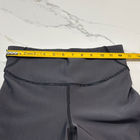 Lululemon Athletica Charcoal Leggings - Picture 11 of 15